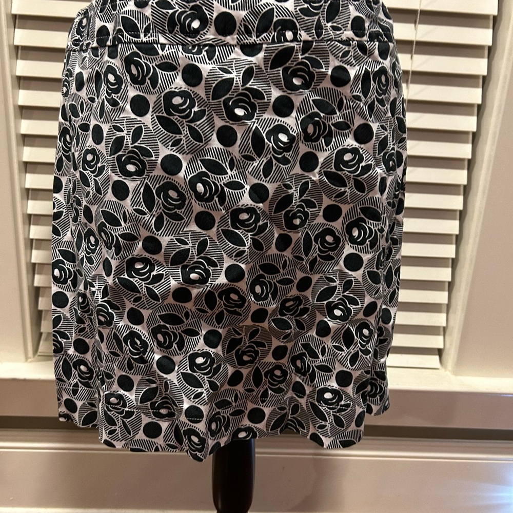 ANN TAYLOR - LOFT - Women's Floral Stretch Cotton A-Line Skirt- Size: 12P